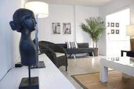 Отель Wootravelling Plaza De Oriente Homtels 3*